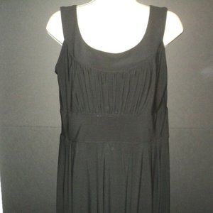 Tiana B. Black Dress Size S Sleeveless Pleated